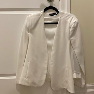 Zara white cape